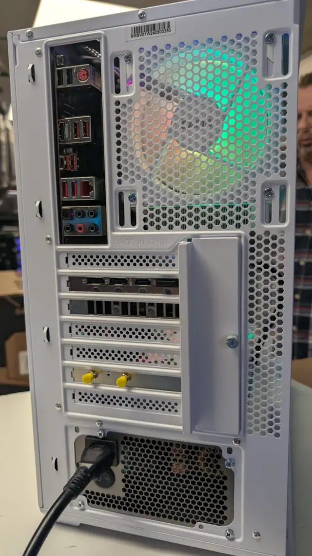 PC GAMING RGB – RTX 3080 10GB – AMD RYZEN 7 5800X – 32GB DDR4 in Desktop Computers in Longueuil / South Shore - Image 7