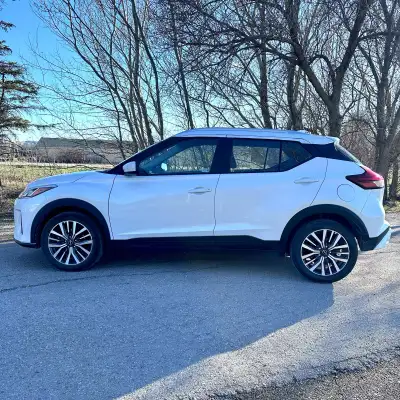 2025 Nissan kicks SV- loaded with lots of bells and whistles . Yes only 3000km on the car Comes with...