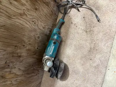 7” Makita Angle Grinder (GA7031), View more