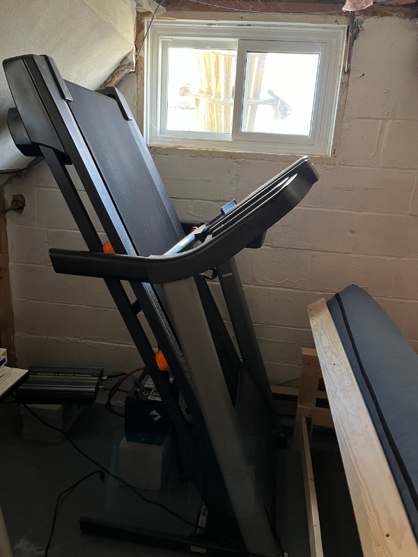 NordicTrack T6.5 SI Treadmill in Exercise Equipment in Peterborough - Image 3