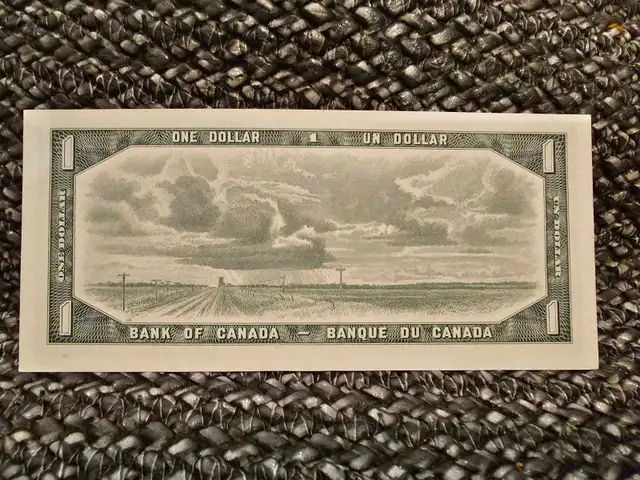1954       Canadian $1 Replacement   Banknote in Arts & Collectibles in Mississauga / Peel Region - Image 3