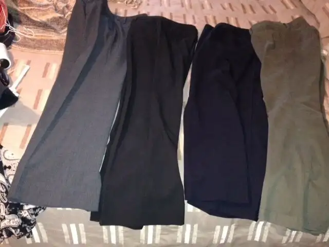 High quality business clothes Esprit Banana Republic Gap ClubMo in Women's - Bottoms in Markham / York Region - Image 2