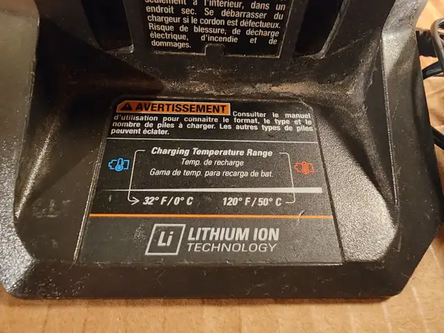 Ridgid R86093 Lithium-Ion Wall Mount Battery Charger in Power Tools in Windsor Region - Image 10