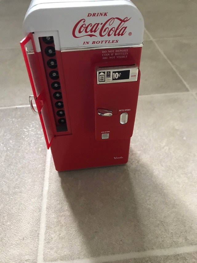 Coca Cola 1994 vendo mini vending machine musical coin bank 30! Arts