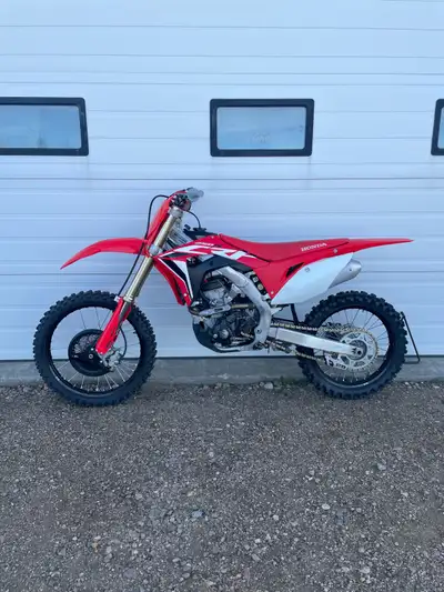 2021 Honda CRF250R Bike is in excellent condition. Starts perfect, no leaks. 58hrs Asking 7200.00 ob...
