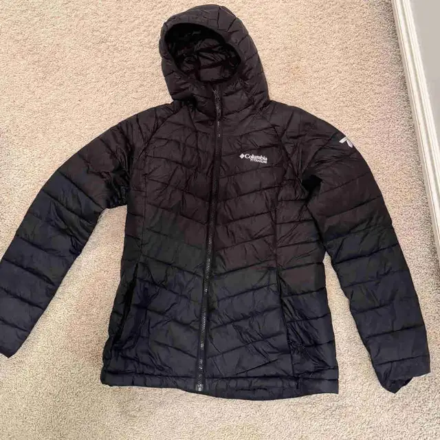 Columbia Titanium Winter Jacket - Women’s Small in Women's - Tops & Outerwear in Calgary - Image 2
