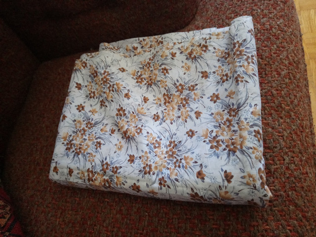 Vintage fabric. 1980-90s. Perfect condition. in Hobbies & Crafts in Markham / York Region