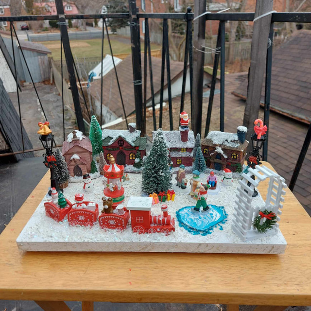 Christmas Village Center Piece With Carousel - 10" x 15" - $50 in Holiday, Event & Seasonal in Belleville