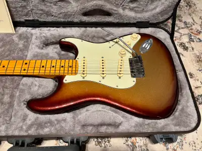 Fender American Ultra Stratocaster Mocha Burst (2022 USA), View more