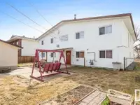 SPACIOUS AND COZY 2 & 3 BDRM IN THE HEART OF BONNIE DOON