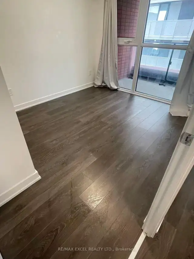 2 Bedroom 1 Bath Condo For Rent in Long Term Rentals in City of Toronto - Image 4