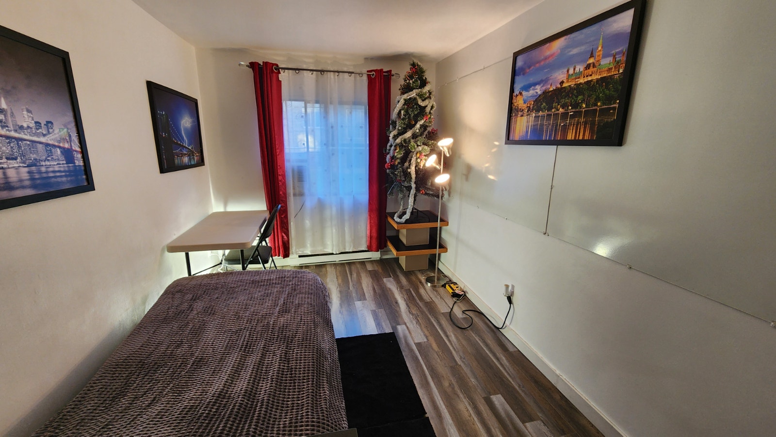 Chambre meublée - 1er sept - 780$ - Plaza Côte-des-Neiges — photo 1