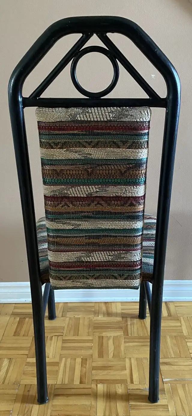 2 DINING CHAIRS NATIVE PRINTS in Home Décor & Accents in Laval / North Shore - Image 7