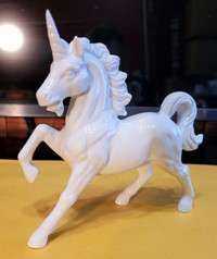 ⭐ Japanese Porcelain Unicorn Figurine OMC Otagiri With Sticker