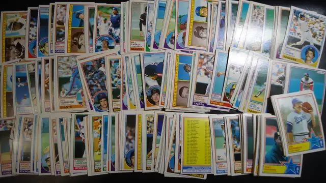 1983 opc baseball card near set  388 out of 396 in Arts & Collectibles in Gatineau - Image 4