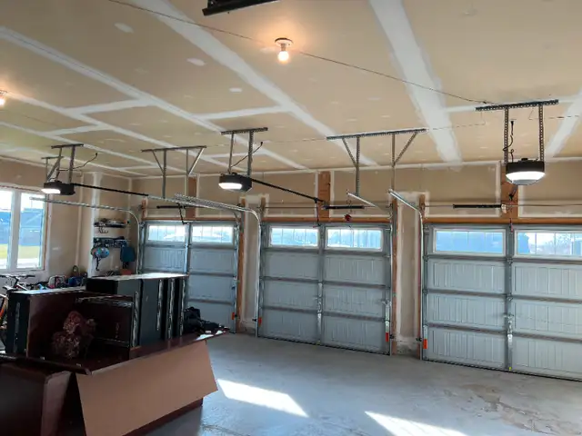 GARAGE DOOR REPAIRS, OPENERS, INSTALLATION with FREE TUNE UP!62863723149953124