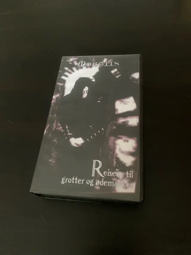 MORTIIS Reisen Til Grotter Og Ødemarker RARE VHS62863738247682125