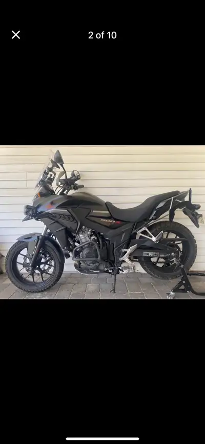 I'm selling my Honda CB500XA 2018, a versatile adventure motorcycle perfect for both city commuting...