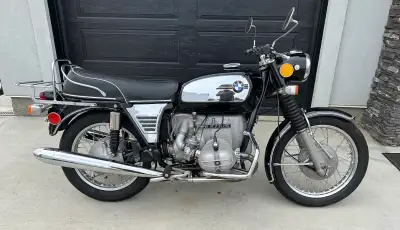 ATTENTION all motorcycle collectors/enthusiasts. Original and MINT CONDITION 1972 BMW R75/5 (Toaster...