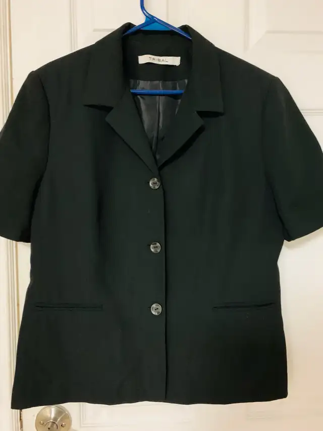 Vintage Women’s Blazers $5 EACH  in Multi-item in Sudbury - Image 2