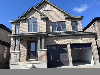 3BR 2.5WR Detach, Less than 2 years Old house for rent in Lindsay Sugarwood community. Will be avail...