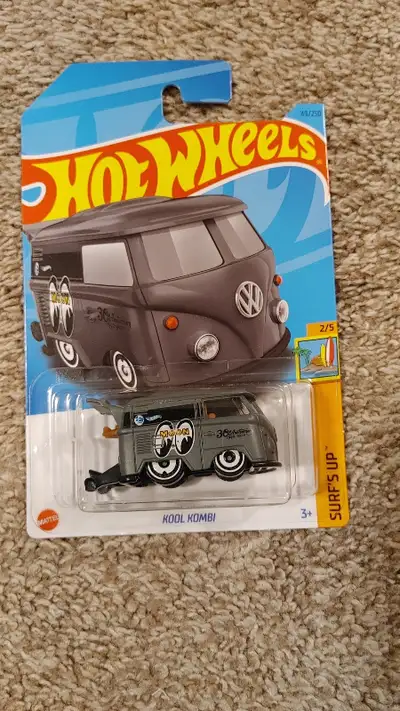 HOT WHEELS VOLKSWAGEN GREY KOOL KOMBI SURF’S UP 2/5 , View more