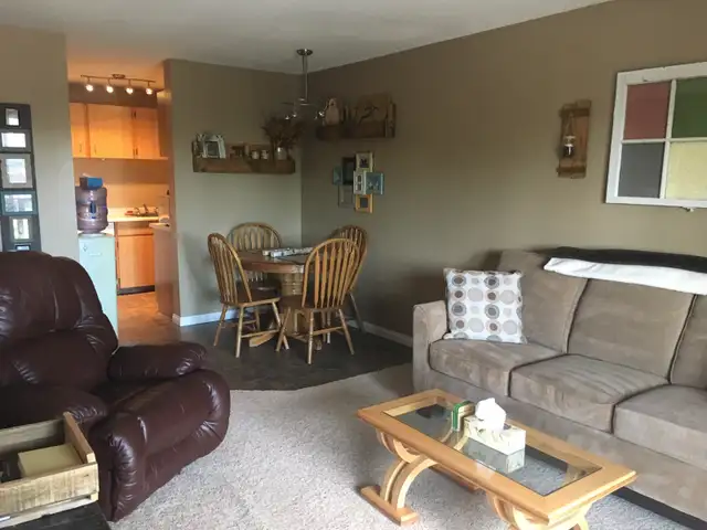 Newly updated 1 bedroom condo in Forest Grove Village for rent.