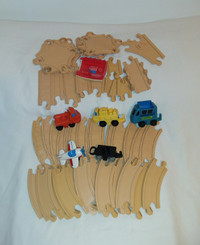 1995 Fisher Price Flip Track Train Rail/Road & Vehicles, 52 Pcs