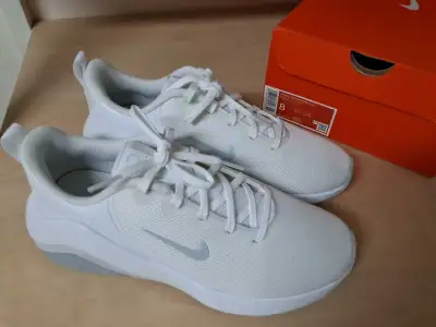 White Nike shoes Air Zoom Bella 7, View more