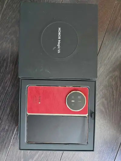 Honor Magic V6 (512gb), View more