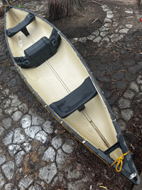 Canoe pelican explorer Dlx 15.5 feet