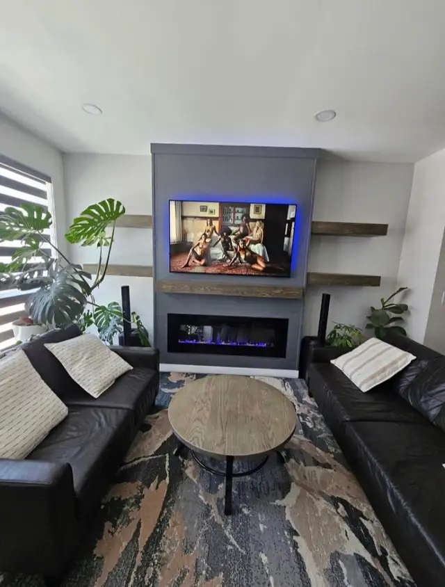 Furniture Assembly Expert (Same Day Available!)561087992488929283