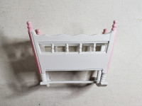 Play House Toy Dollhouse Baby Crib brand new / meuble miniature