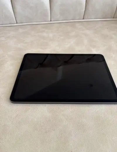 iPad Pro (2nd gen) 256 Go - état impeccable,, View more