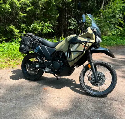 2022 KLR ABS WITH ONLY 500 KMS. Previous owner did not use it and Im selling it because of a recent...