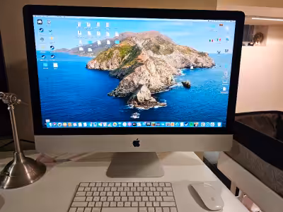 Excellent condition iMac. 2017 model. 27 inch Retina display, RAM upgraded to 40Gigs, 1TB Fusion Dri...