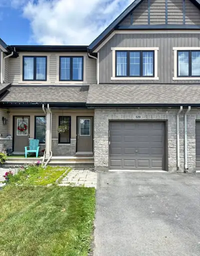 Welcome to 529 Rouncey Road. This Cardel built executive townhome is located in the heart of the Bla...