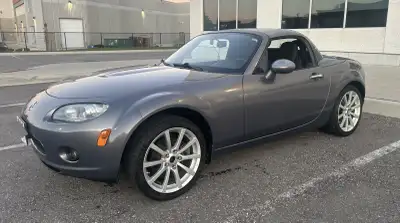 Selling my 2008 Mazda MX-5 Miata NC1 PRHT with 128,096 km and 5-speed manual transmission. This has...