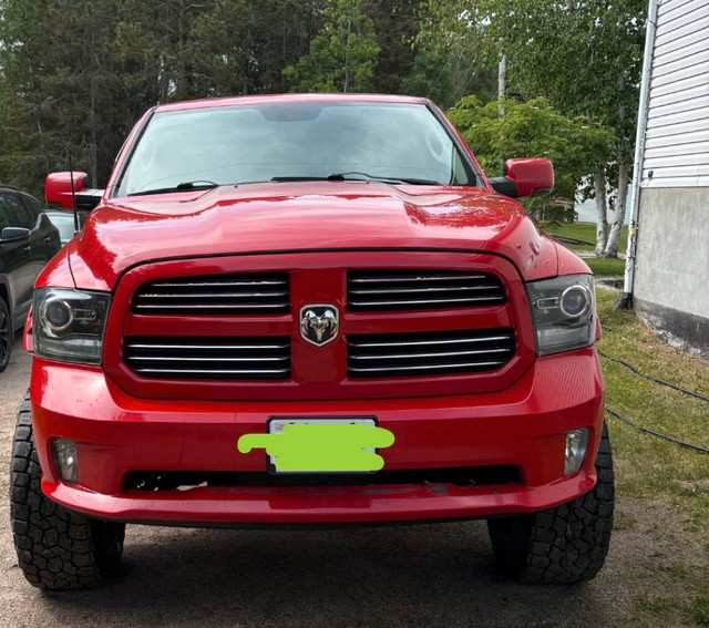 14 ram 1500 sport in Cars & Trucks in Sudbury