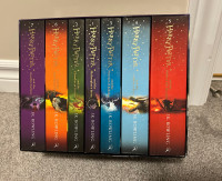 All 7 Harry Potter books (like new)