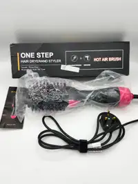 One Step hot hair brush styler pink brand new/sèche-cheveux neuf