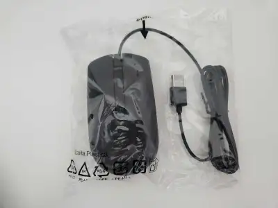 New Dell USB optical mouse for PC/Laptop/Nouvelle souris optique, View more