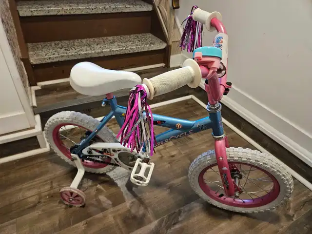 vélo de fillette  in Kids in Longueuil / South Shore - Image 2