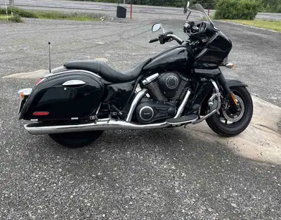 2011 Vulcan Vaquero, 1700 cc. 35000km. Has Vance and Hines exhaust. I excellent condition. Asking $8...