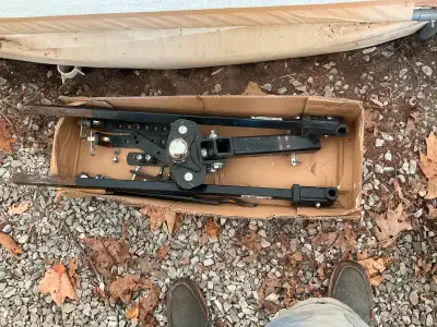 RV sway bar hitch