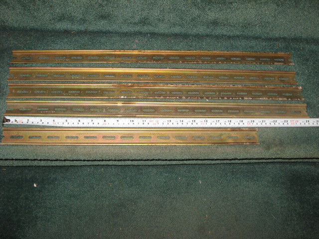 DIN Rail Stock Weidmuller Steel Used 5 PCS 4x25" 1x20" dans Électricité  à Ouest de l’Île