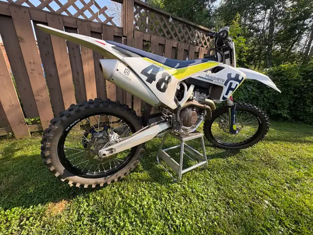Husqvarna Fc350 in Dirt Bikes & Motocross in North Bay - Image 5