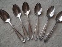 Vintage 6 "Oneida Community" spoons