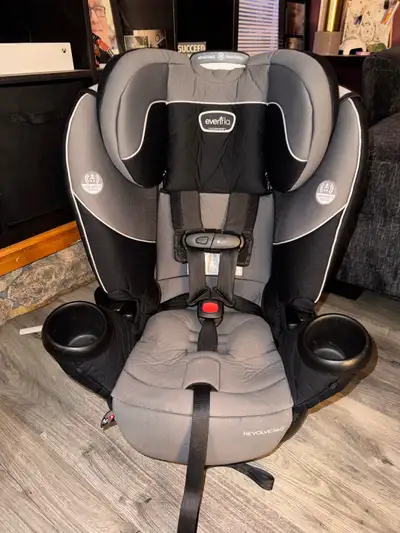 Evenflo Revolve360 Rotating Car Seat – Good/Great Condition, View more