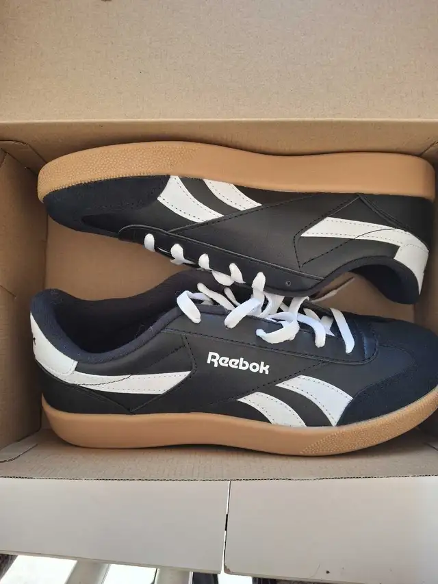 NEW Reebok Smash Edge Shoes in Women's - Shoes in Grande Prairie - Image 4